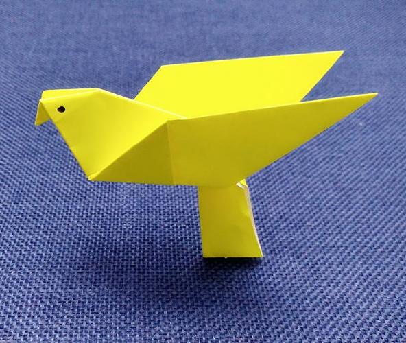 如何手工折纸鸽子？怎么用折纸做鸽子教学简单的步骤是什么？(手工折纸鸽子书签)