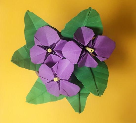 紫罗兰花怎么折？白色紫罗兰折纸教程分享(鸢尾花折法)