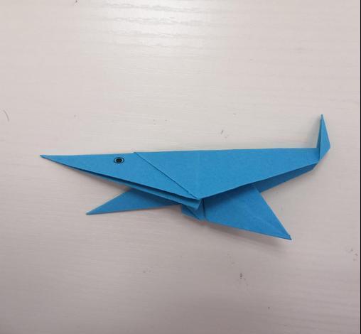 折纸巨齿鲨鱼的方法是什么？巨齿鲨怎么折纸