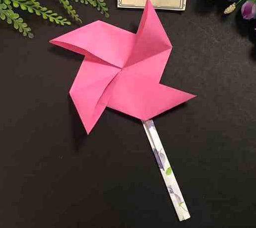 网红手工折纸风车怎么折？最简单的折纸风车有哪些？(手工折纸小风车)