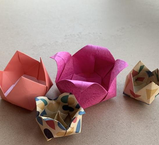 学折纸花收纳盒方法有哪些？分享关于收纳盒手工制作教程(折纸收纳盒简单又漂亮)