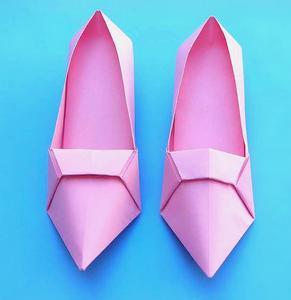高跟鞋折纸怎么折？详解手工折纸高跟鞋制作教程(用折纸折高跟鞋)