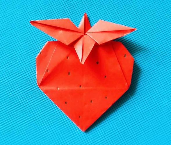 草莓折纸怎么做好看又易做的？分享草莓折纸方法介绍(草莓怎么折纸)