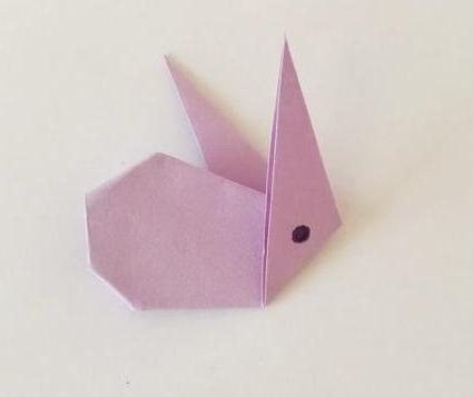 用纸怎么折兔子？手工折纸小兔子教程详解(用纸怎么折兔子 和爱心)