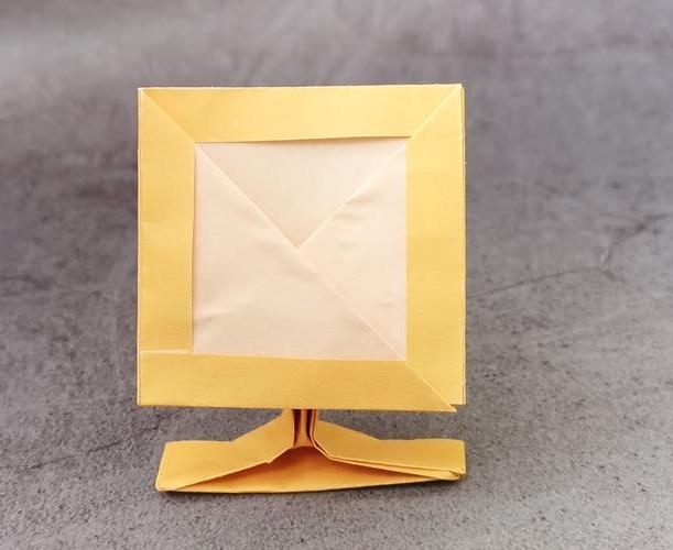 折纸电脑怎么做？详解折纸电脑手工的制作步骤(用折纸做电脑)