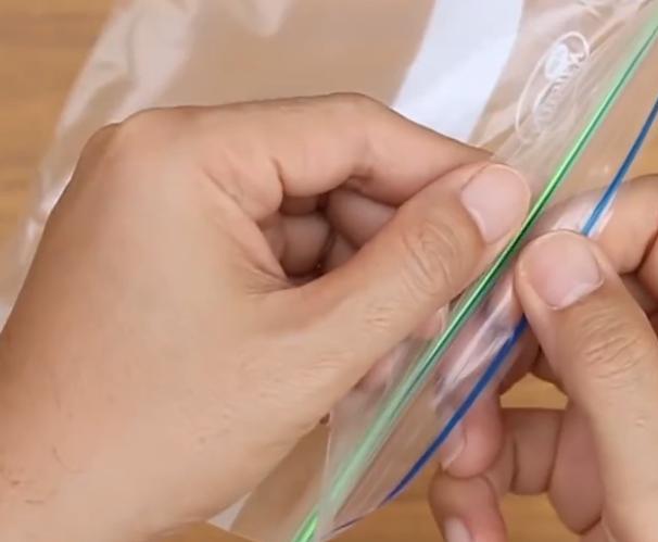 手工冰袋怎么做简单？分享易做的手工冰袋制作步骤(手工冰袋怎么做简单)