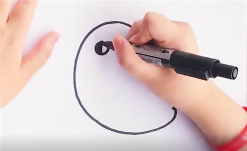 可爱的小黄鸡简笔画步骤教程