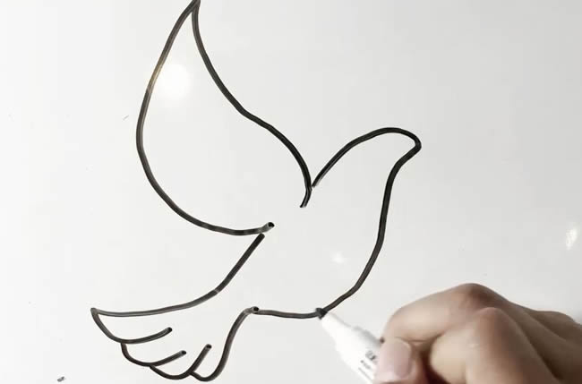 简单的鸽子简笔画步骤教程