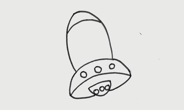 几笔就会的宇宙飞船简笔画