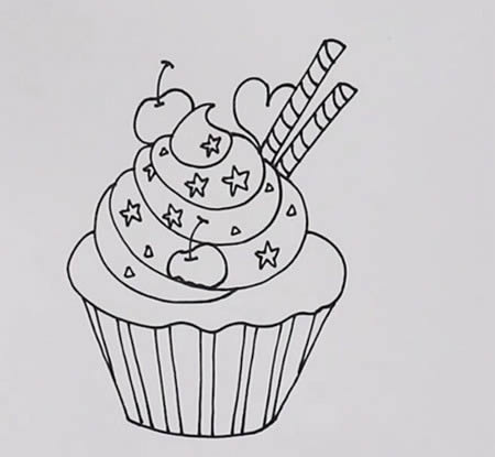 可口的甜品简笔画