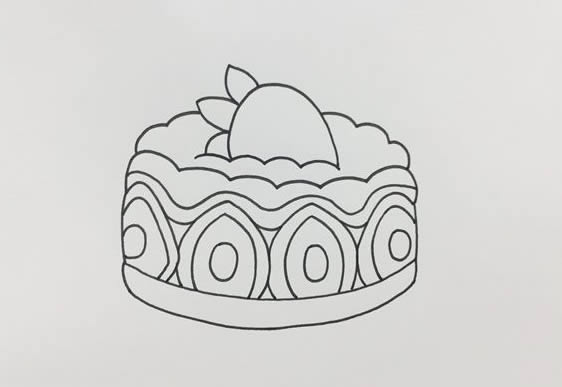 草莓生日蛋糕简笔画教程