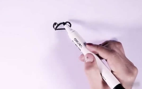 美丽的蝴蝶怎么画最简单